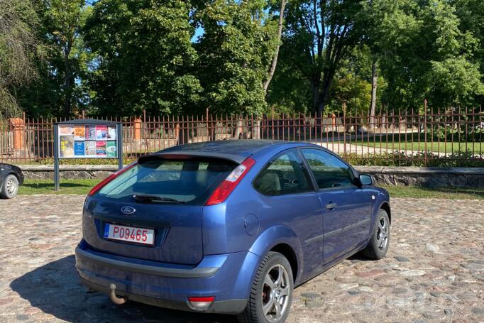 Ford Focus 1 generation [restyling] Hatchback 3-doors