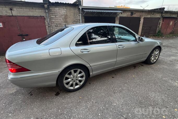 Mercedes-Benz S-Class W220 [restyling] Sedan 4-doors