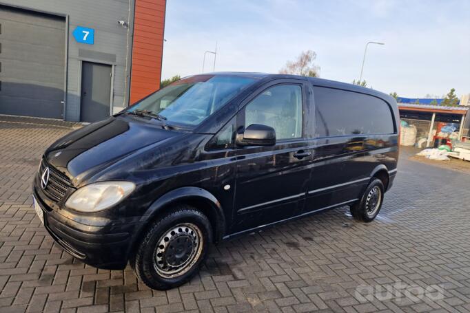 Mercedes-Benz Vito W639 Minivan 4-doors