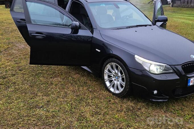 BMW 5 Series E60/E61 Touring wagon