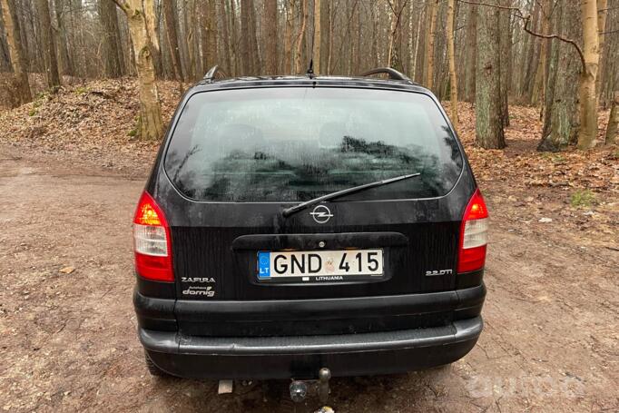 Opel Zafira A [restyling] Minivan 5-doors