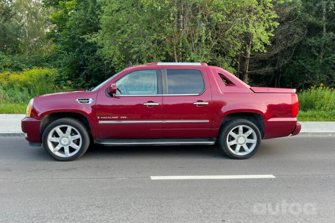 Cadillac Escalade 3 generation SUV