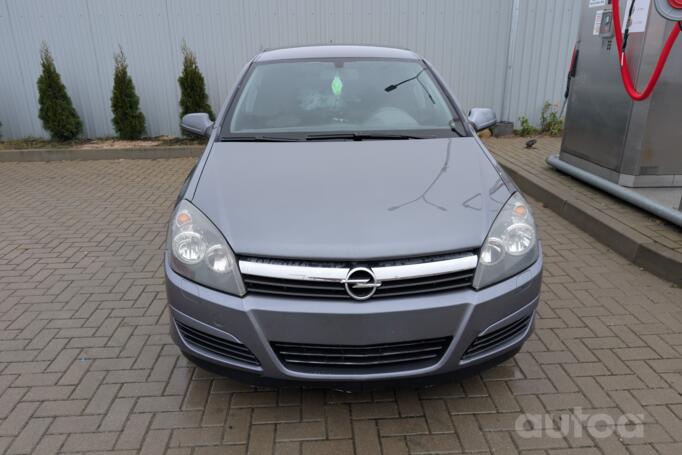 Opel Astra H Hatchback