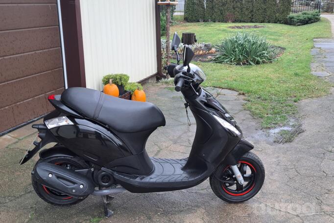 Piaggio Zip 50