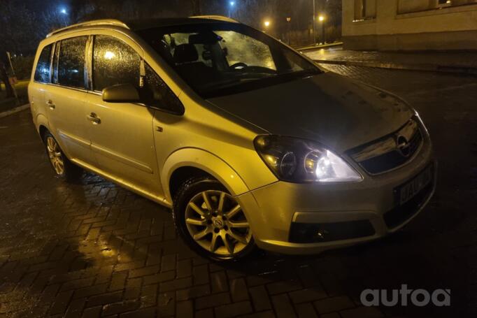 Opel Zafira B Minivan 5-doors