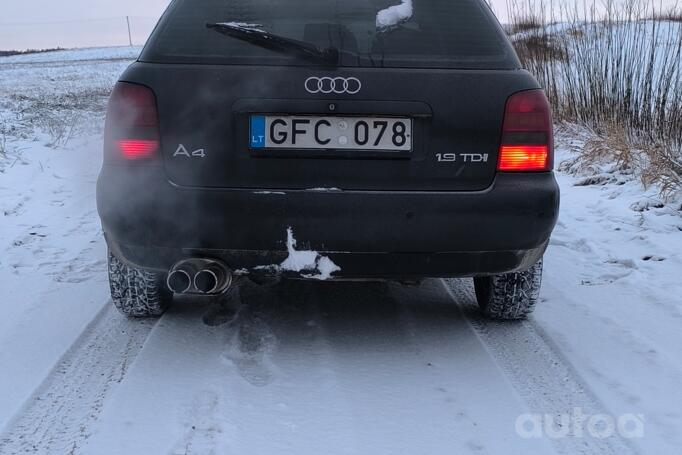 Audi A4 B5 Avant wagon 5-doors