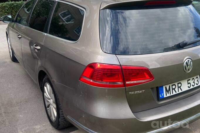 Volkswagen Passat B7 Variant Alltrack wagon 5-doors