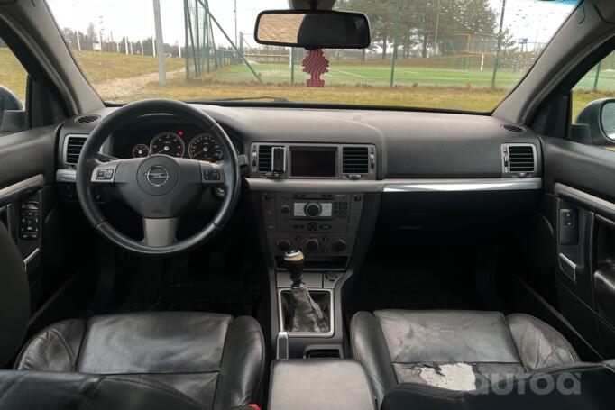 Opel Vectra C [restyling] GTS hatchback 5-doors