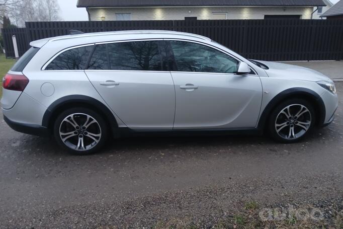 Opel Insignia A [restyling] Country Tourer wagon 5-doors