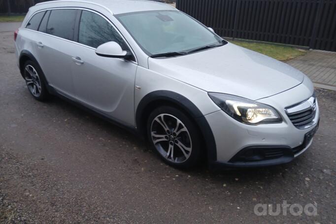 Opel Insignia A [restyling] Country Tourer wagon 5-doors