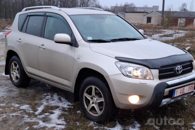 Toyota RAV4 3 generation Crossover