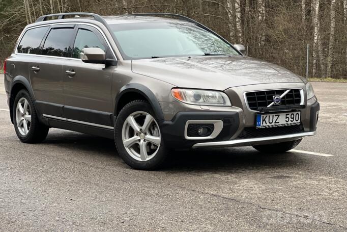 Volvo XC70 3 generation wagon