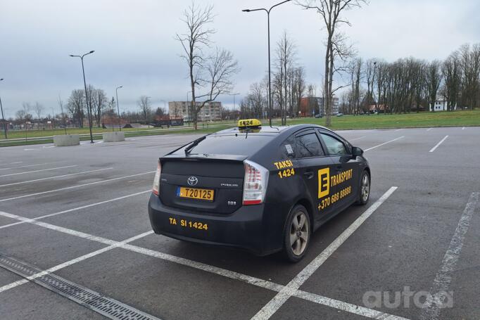 Toyota Prius 3 generation Hatchback 5-doors