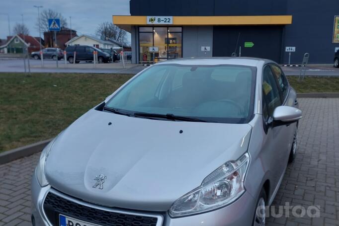 Peugeot 208 1 generation Hatchback 5-doors