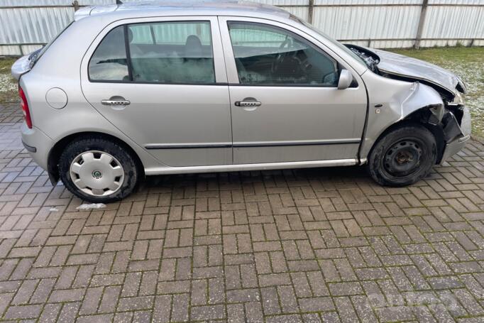 Skoda Fabia 6Y Hatchback 5-doors