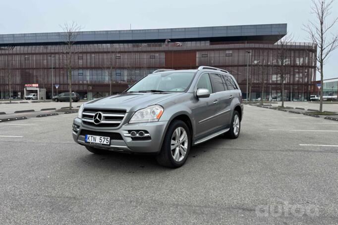 Mercedes-Benz GL-Class