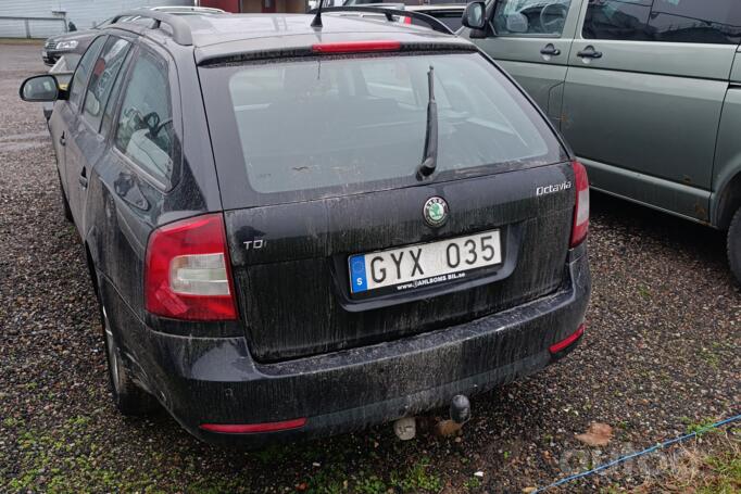 Skoda Octavia 2 generation [restyling] Combi wagon 5-doors