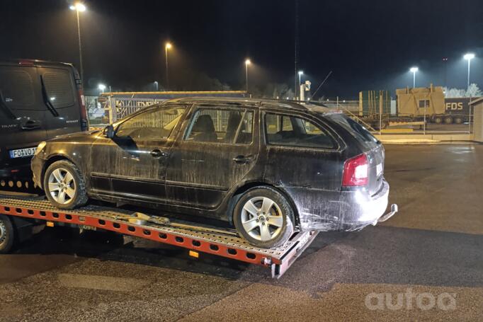 Skoda Octavia 2 generation [restyling] Combi wagon 5-doors