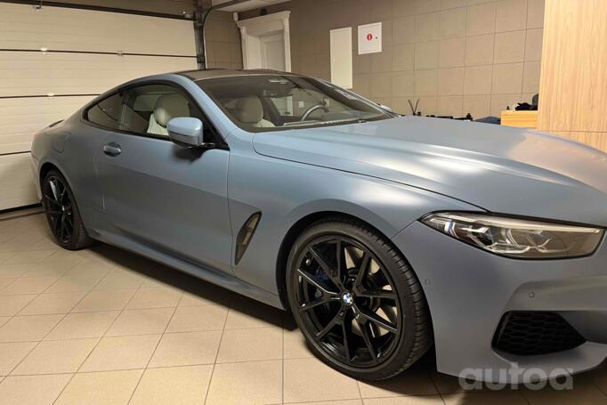 BMW M8