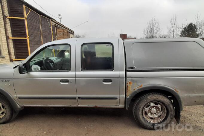 Ford Ranger 2 generation Double Cab pickup 4-doors