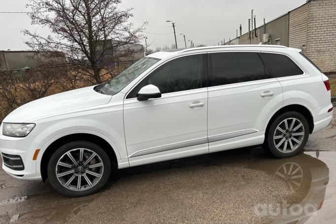 Audi Q7 4M Crossover