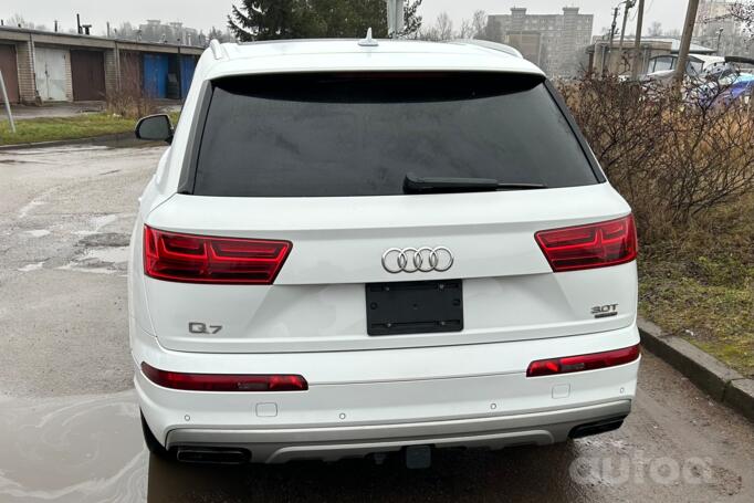 Audi Q7 4M Crossover