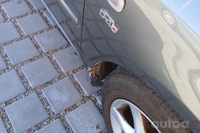 Toyota Corolla E120 Hatchback 3-doors