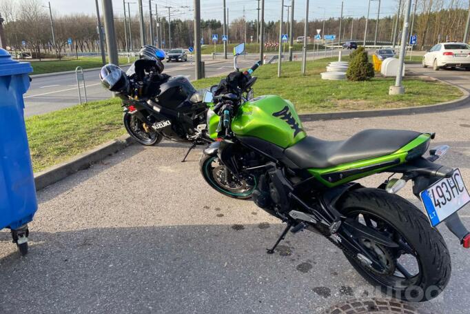 Kawasaki ER-6n