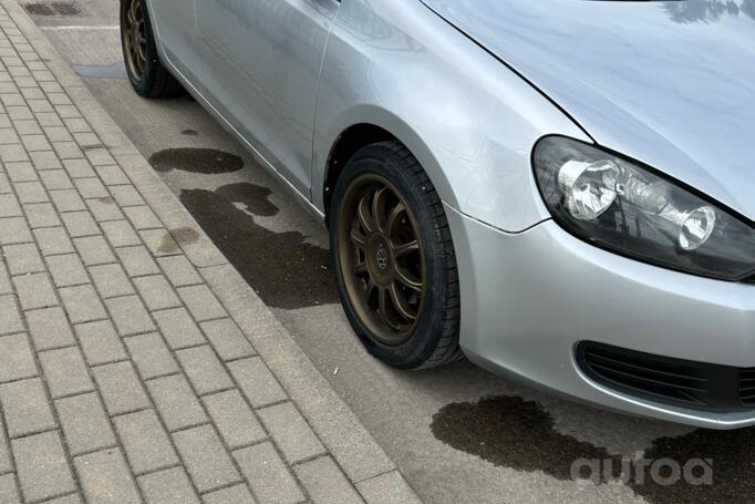 Volkswagen Golf 6 generation Hatchback 5-doors