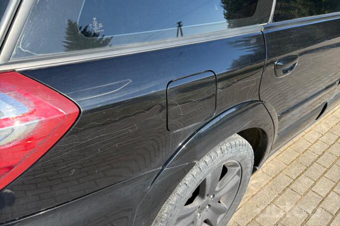 Subaru Outback 3 generation wagon