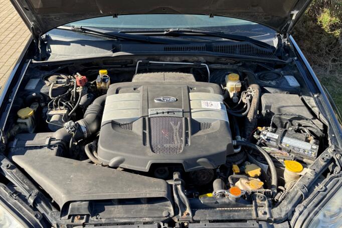 Subaru Outback 3 generation wagon