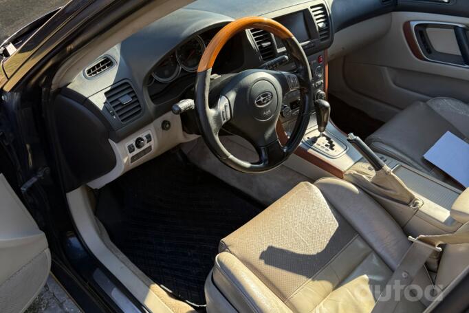 Subaru Outback 3 generation wagon