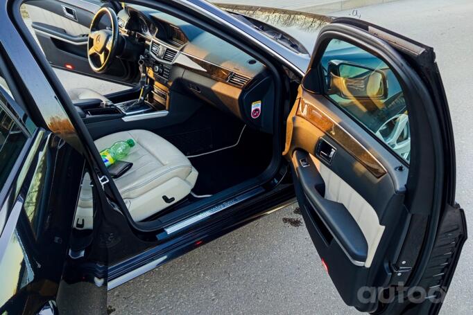 Mercedes-Benz E-Class W212/S212/C207/A207 wagon 5-doors