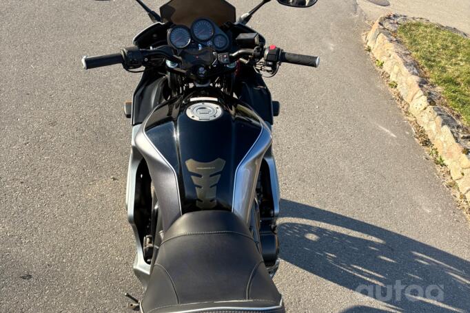 Yamaha FZ