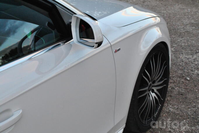 Audi A4 B8/8K [restyling] Avant wagon 5-doors