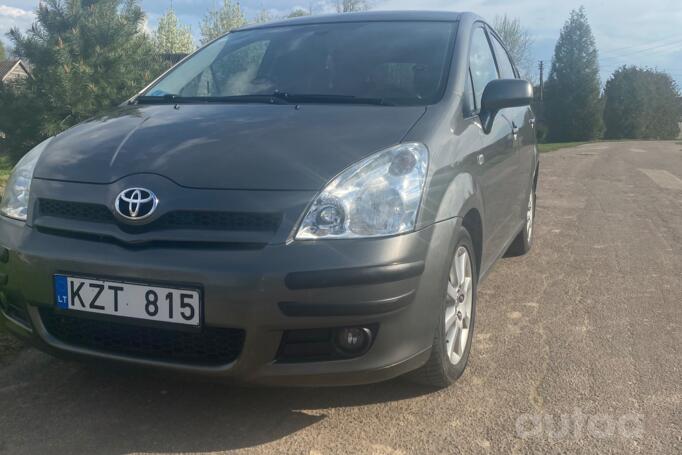 Toyota Corolla Verso 1 generation [restyling] Minivan