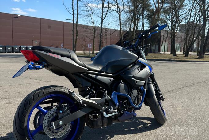 Yamaha XJ