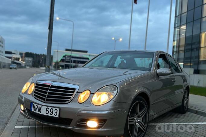 Mercedes-Benz E-Class W211 Sedan