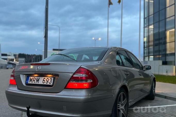 Mercedes-Benz E-Class W211 Sedan