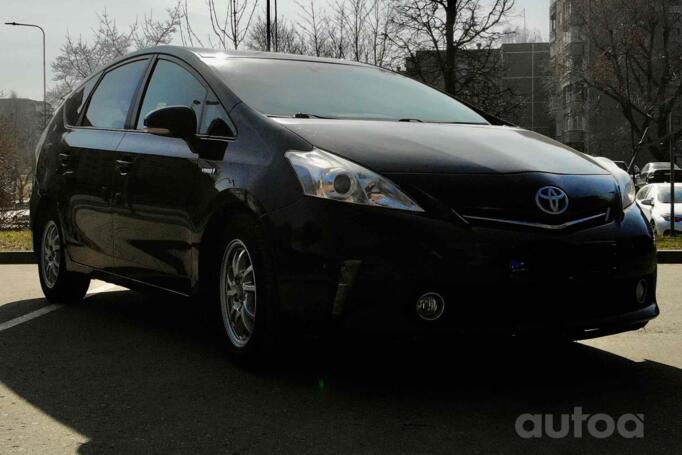Toyota Prius Plus