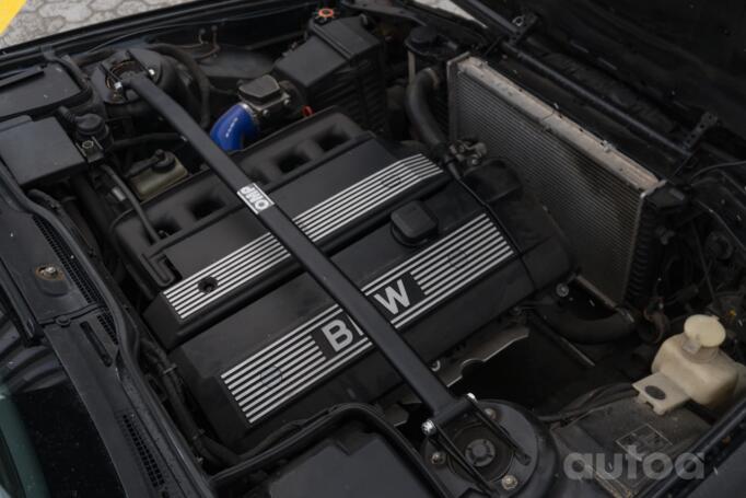 BMW 5 Series E34 Sedan
