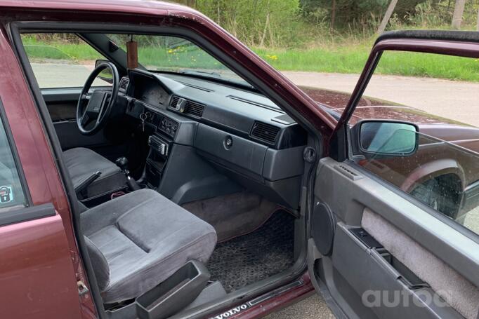 Volvo 940 1 generation Sedan