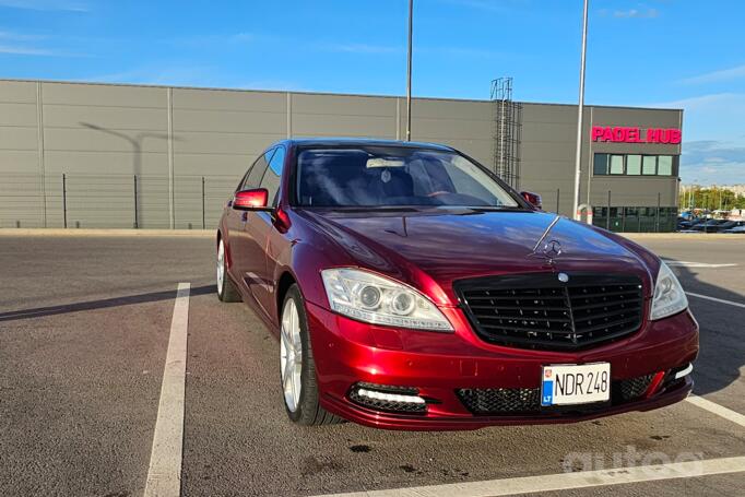 Mercedes-Benz S-Class W221 Sedan Long