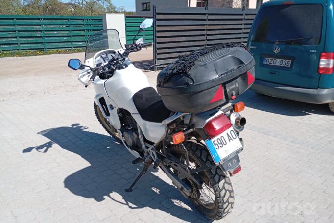 Honda XL