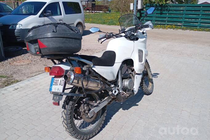 Honda XL