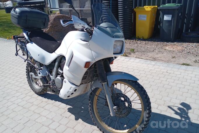 Honda XL