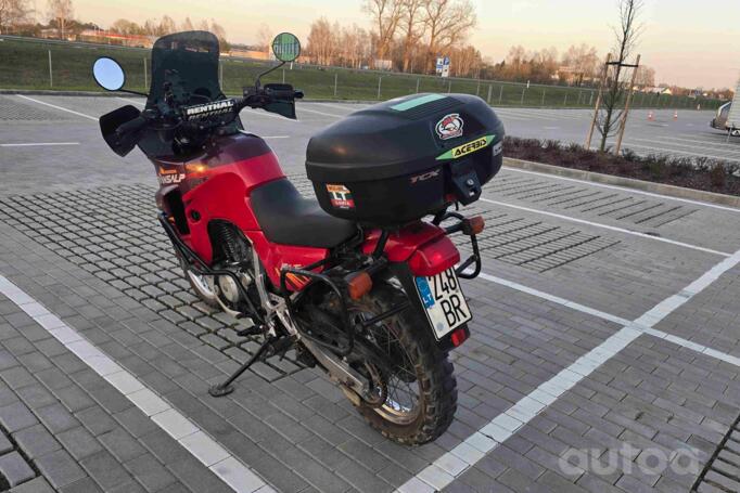 Honda XL