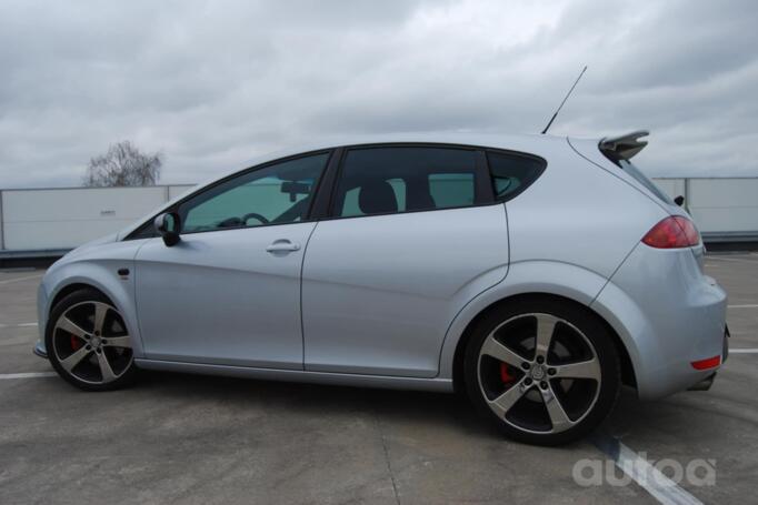 SEAT Leon 2 generation Hatchback 5-doors