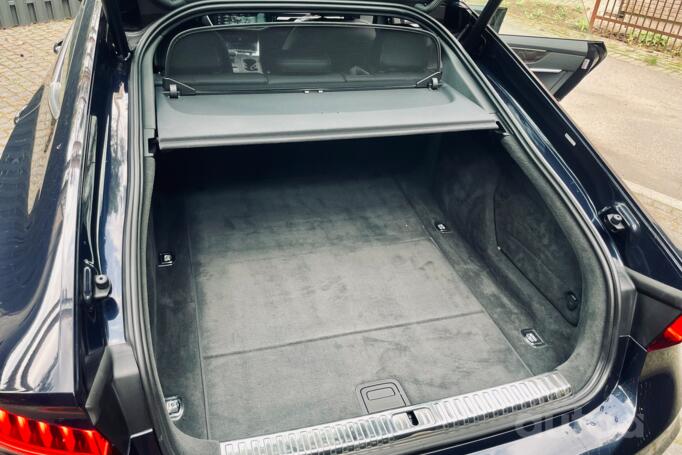 Audi A7 2 generation (4K)
