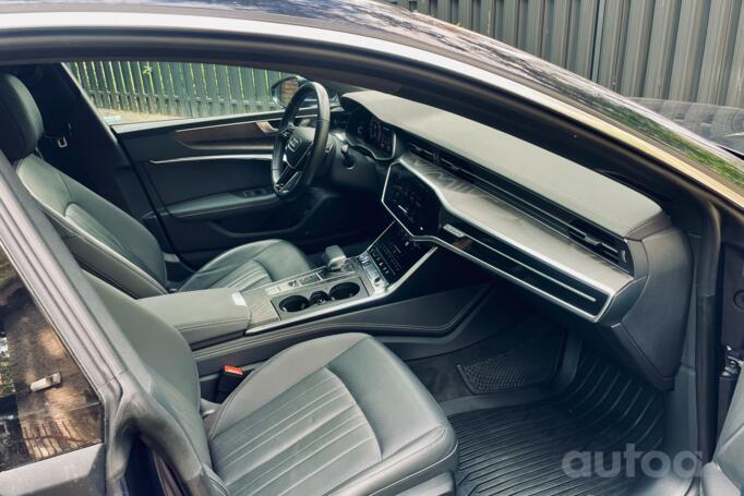 Audi A7 2 generation (4K)